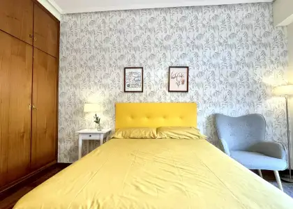 Habitación en piso compartido de 5 dormitorios en alquiler en Castaños, con todos los gastos incluidos en Bilbao