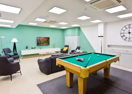 Se alquila habitación en piso compartido en Ensanche-Zabalgunea, solo estudiantes en Pamplona