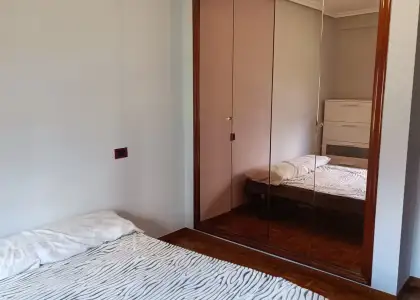 Se alquila habitación en piso compartido en Oviedo en Oviedo