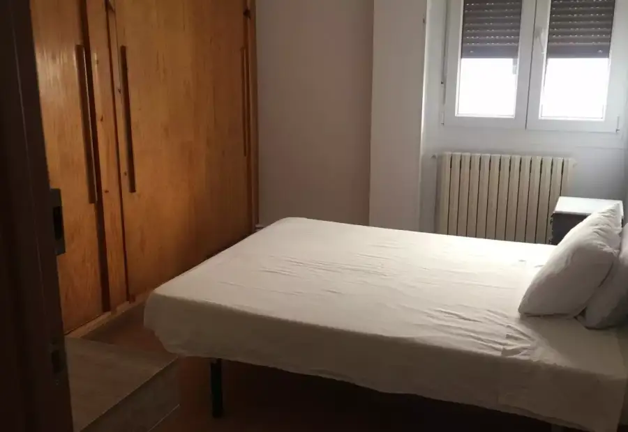 Se alquila habitación en piso compartido en Pamplona en Pamplona