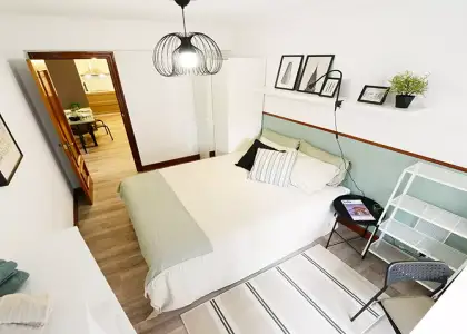Se alquila habitación en piso de 4 habitaciones en Bilbao en Bilbao